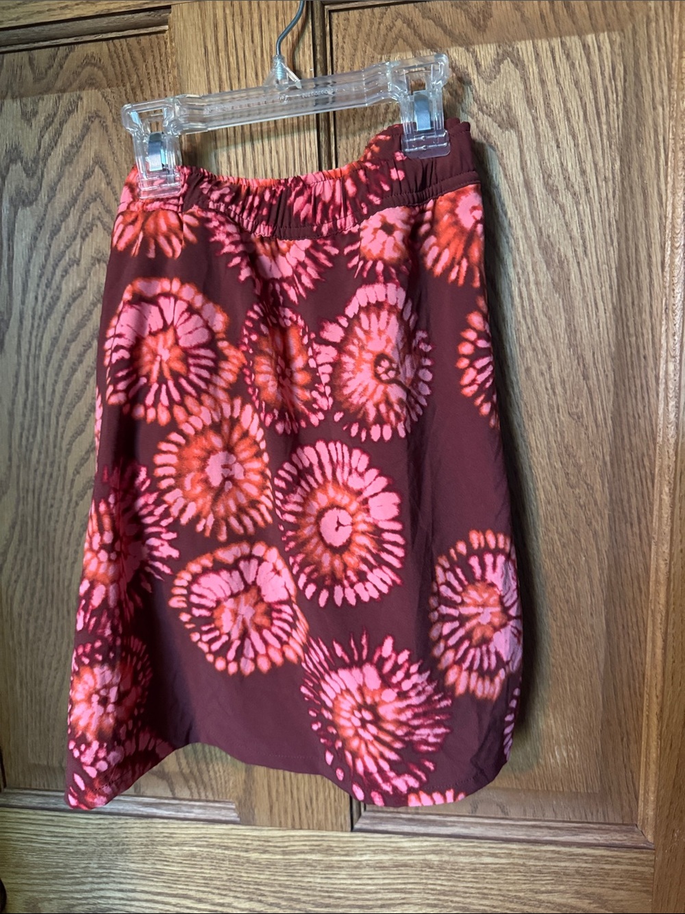 Toad & Co Sunkissed Tie-Dye Circle Print Skort  in Burgundy and Orange